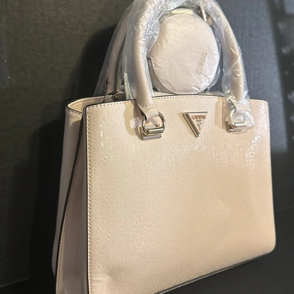 New GUESS Alexie Logo Girlfriend Satchel